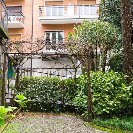 Mattias Apt - The House Of Travelers Como Exterior photo
